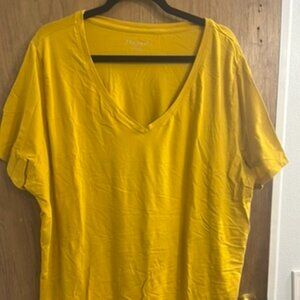 Ava & Viv Yellow V-Neck Top, Size 3x